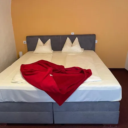 Restaurant Michal ホテル グンダースハイム