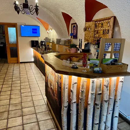 Szálloda Restaurant Michal Gundersheim