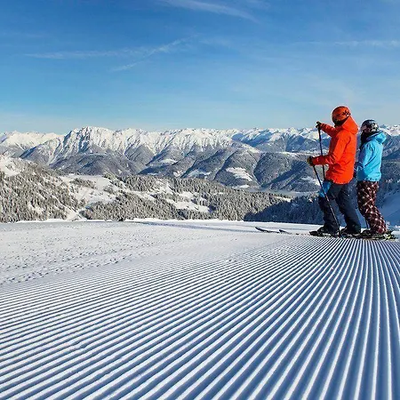 ホテル Restaurant Michal 3*